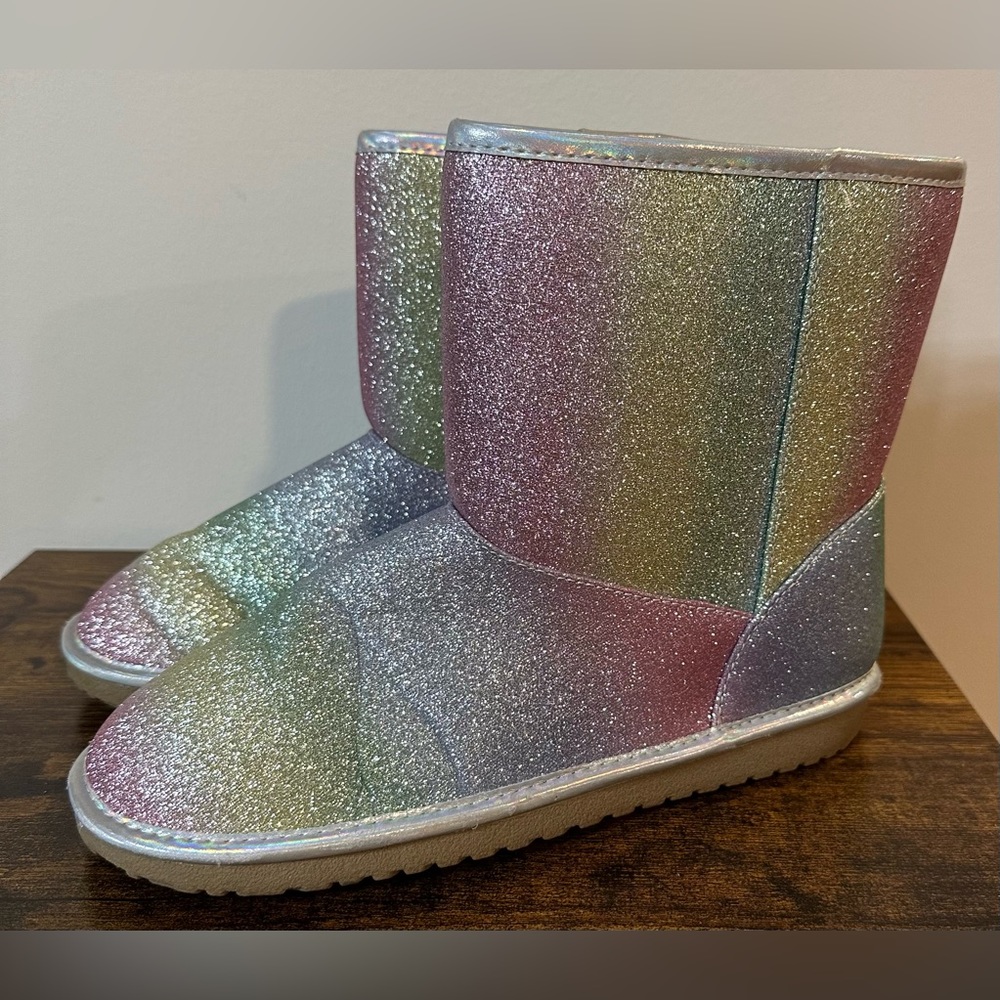 Children’s Place Big Girls Glitter Rainbow Boots Size 5